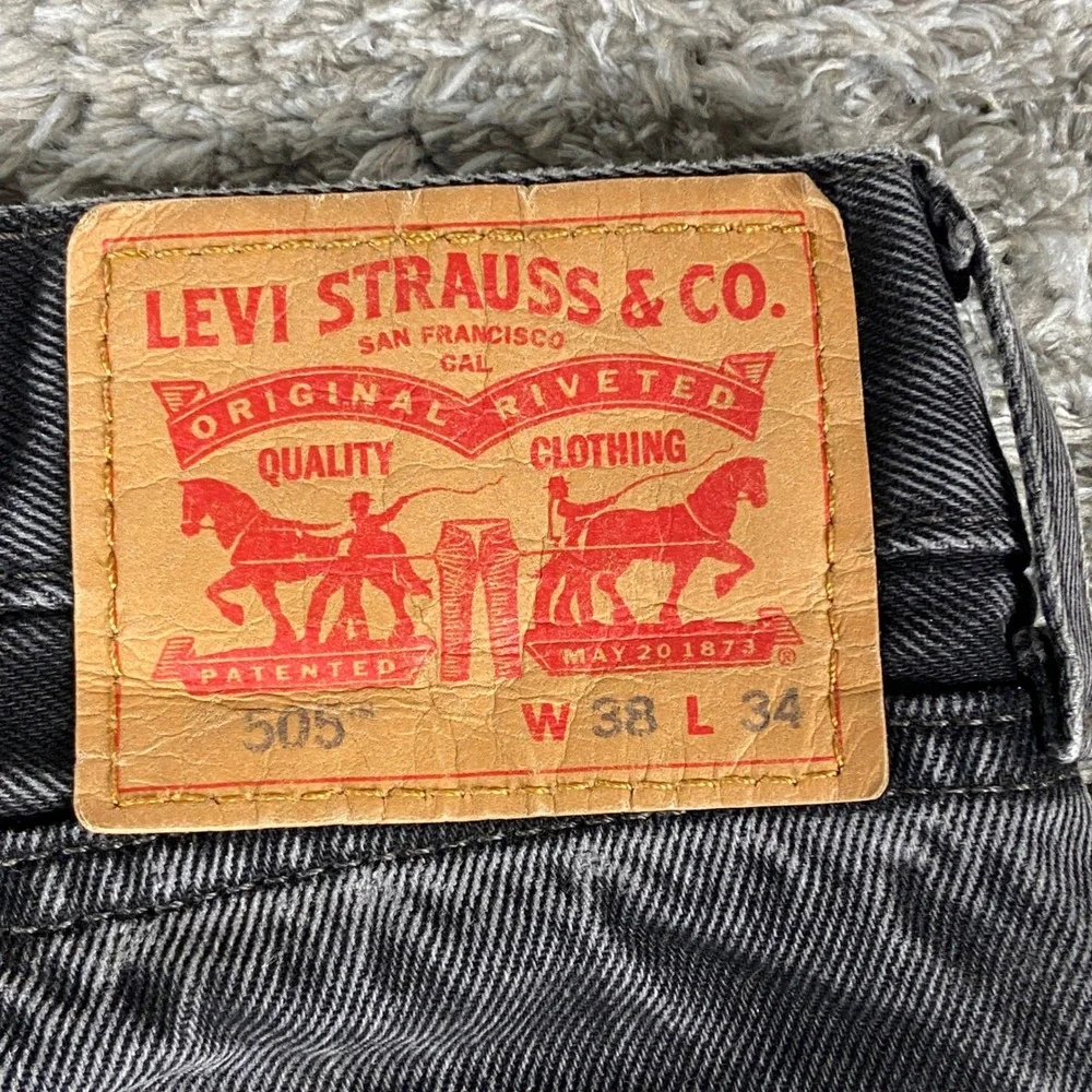 Levi's‎ 505 Jeans Mens 38x34 Black Denim Regular Fit Straight Leg Cotton Pants